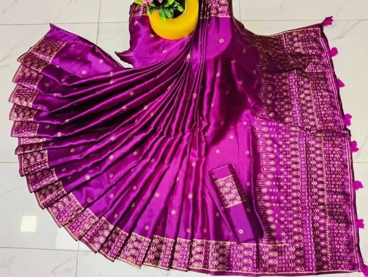 জাপানি সিল্ক শাড়ি নরম ও আরামদায়ক স্কিন প্রিন্টের নিখুঁত কাজ